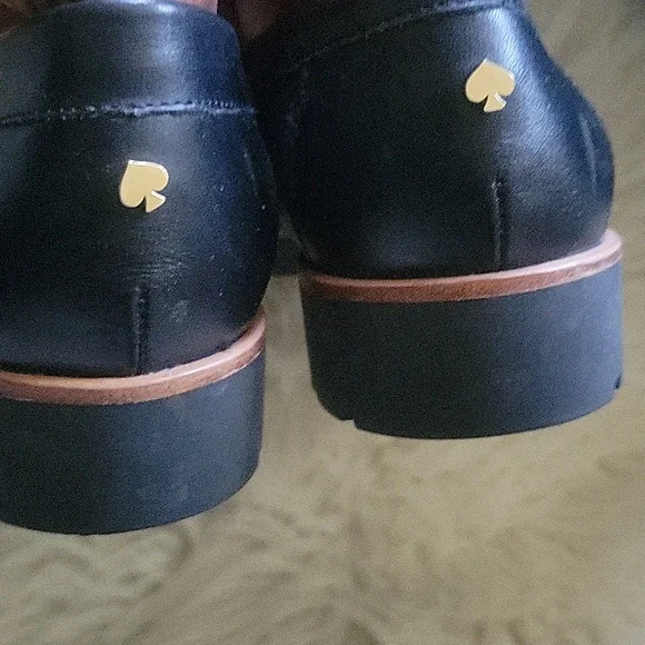 KATE SPADE LEATHER Elegant Black Loafers with Pearl Detailing - Picture 3 of 7